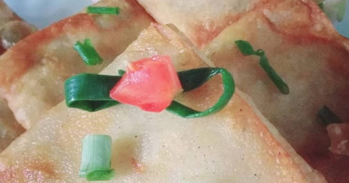 Cheesy potato box patties Recipe by Areeba Masroor Cookpad