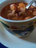 Frijoles con zapallo, jamón, chile habanero y cebolla en caldillo