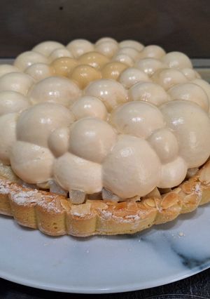 Une photo de Entremet pomme poire caramel