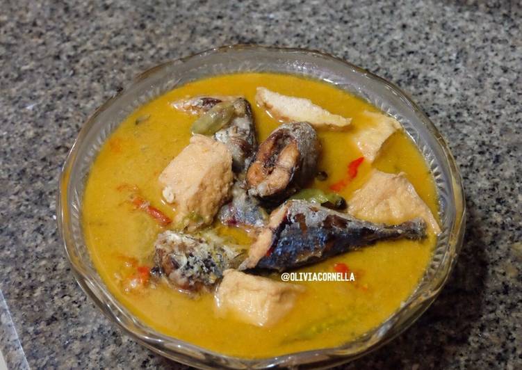 Cara meracik Sayur Tongkol Tahu Pedas Lezat