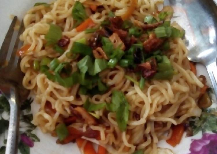 Mi kriting goreng sedap😘