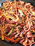 Saltado de cecina