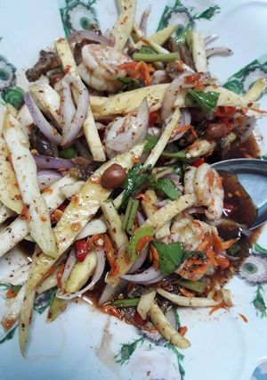 รูปของ ยำมะม่วงกุ้งสะดุ้ง