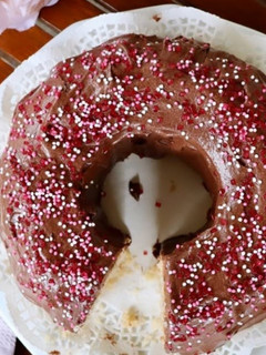Foto de Bolo de Chocolate com cobertura de Chocolate