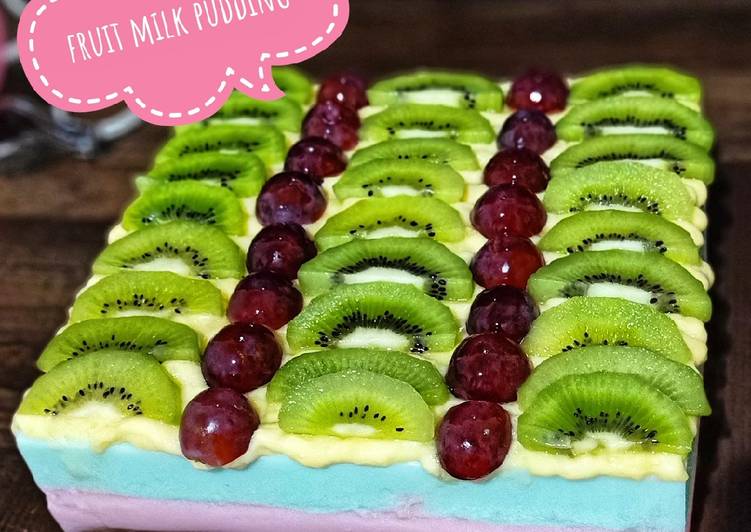 Puding susu toping buah