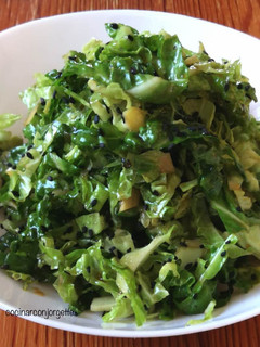 Una foto de Ensalada de col al estilo chino con aceite Vidalim Omega3