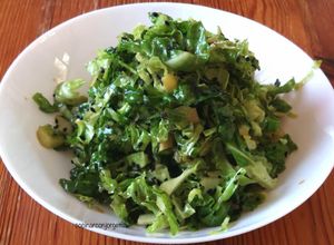 Una foto de Ensalada de col al estilo chino con aceite Vidalim Omega3