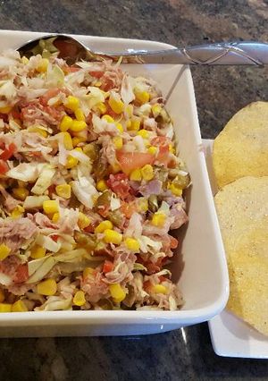 Una foto de Cuaresma: Ensalada de atún, saludable
