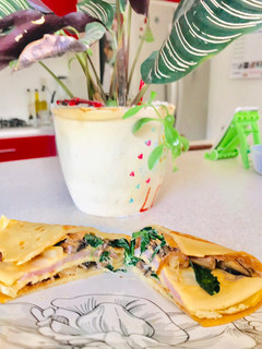 Una foto de Crepas de atún ahumado