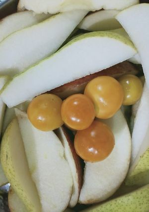 A picture of Fruit salad.