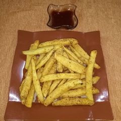 A picture of Crispy and crunchy potato fries.