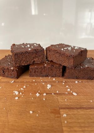 Φωτογραφία της συνταγής Brownies 2 υλικών - χωρίς ζάχαρη