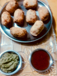 A picture of Green peas And’ Nut Rolls.