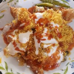 A picture of Samosa Chat.