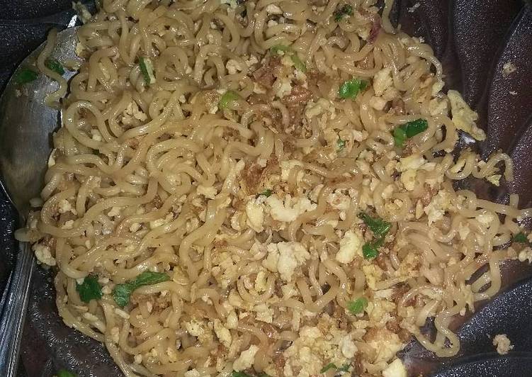 Resep Indomie goreng simpel + orak arik telur oleh DESITA 