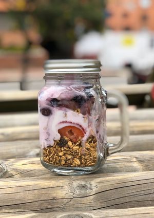 Una foto de Granola frutos rojos