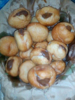 Una foto de Bolitas rellenas de dulce de leche