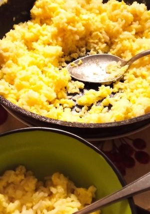 Una foto de Arroz con huevo estilo chino