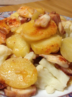 Una foto de Pulpo con coliflor