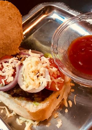 A picture of Healthy Bean Burger.