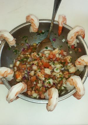 Una foto de Ceviche de Camarón Chapin.
