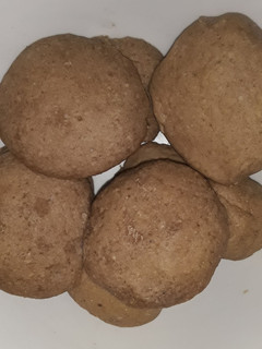 Una foto de Galletas en microondas sin huevo ni mantequilla fáciles y rricas