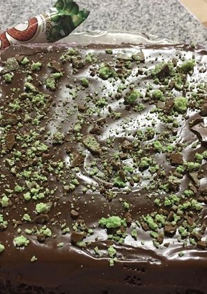 A picture of Easy & Moist Chocolate Cake 🍰.