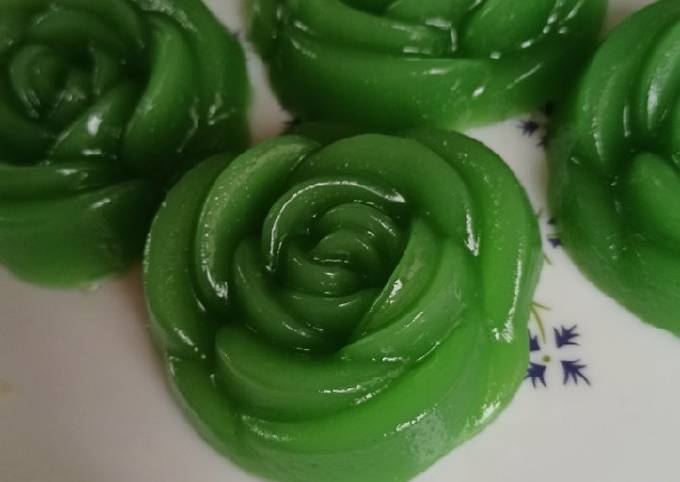 Resep Kue Lumpang Pandan / Kue Hijau / Kue Ijo oleh Dapur Dwi - Cookpad