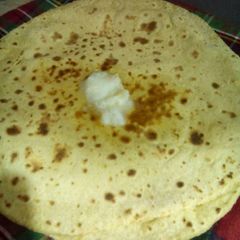 A picture of Makai ki Roti (Corn flat bread) by Nancy.