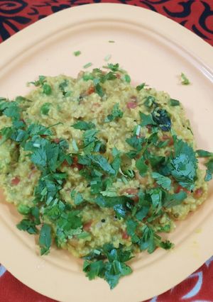 ઓટ્સ વેજી. ઉપમા (Oats Veggie Upma Recipe In Gujarati) રેસીપી મુખ્ય ફોટો