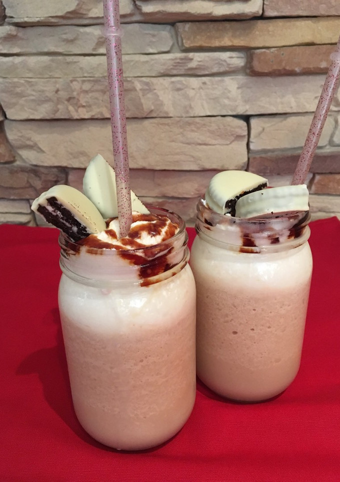 Una foto de Frappé de chocolate blanco