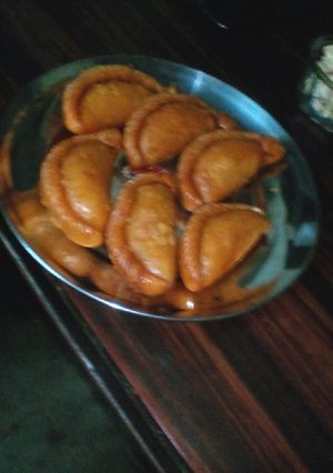 A picture of Khoya ki meethi Gujiya.