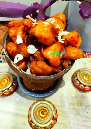 अमृतफळ (amrutfal recipe in marathi) रेसिपी चे मुख्य फोटो 