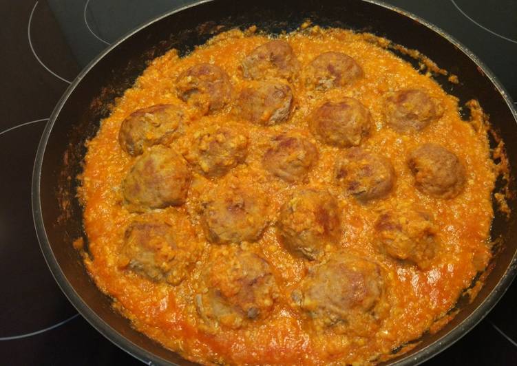 Albóndigas light en salsa, sin freír y sin pan ni harina