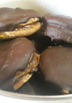 Una foto de Alfajores