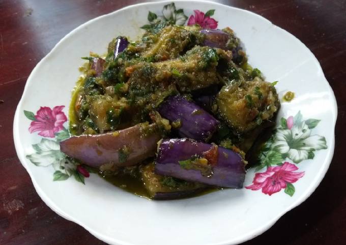 Ternyata ini loh! Bagaimana cara buat Terong Ungu Sambel Ijo Terasi dijamin spesial
