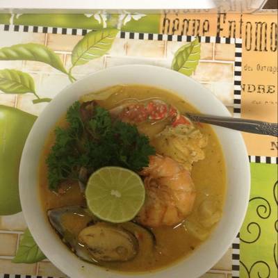 Sopa de mariscos con leche de coco Receta de rocy cruz - Cookpad