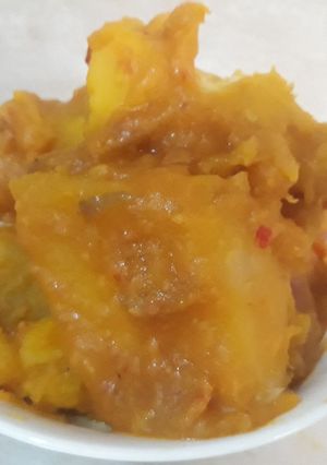 A picture of Yam and sweet potatoes porriage.