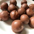Bombón de coco y ganache de choco blanco