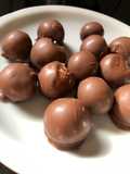 Bombón de coco y ganache de choco blanco