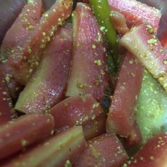 A picture of Gajar ka khatta achar.