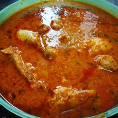 A picture of Chicken Curry.
