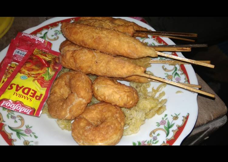 Sate mie lilit dan donat mie