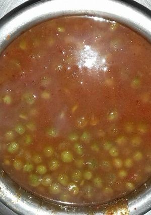 A picture of Kashmiri Matar.