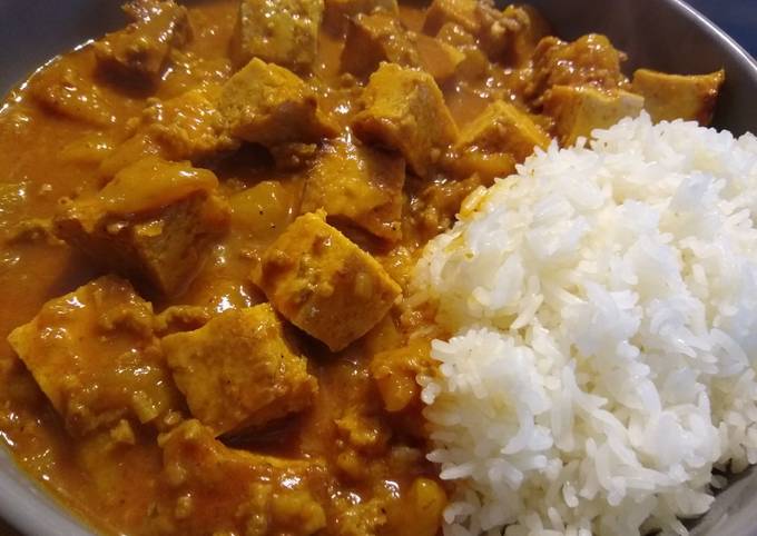 Step-by-Step Guide to Prepare Perfect Red Curry with Mango Beef &amp; Tofu