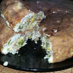 Una foto de Tortilla de pollo y verduras