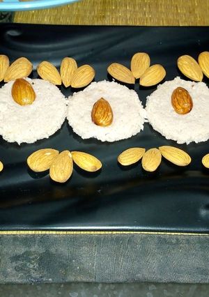 A picture of Rose flavoured steamed sandesh.