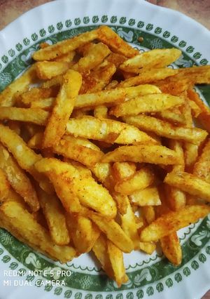 ફ્રેન્ચ ફ્રાઈસ (French Fries Recipe In Gujarati) રેસીપી મુખ્ય ફોટો