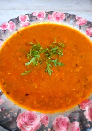 A picture of Moong dal chilkewali dal/soup.