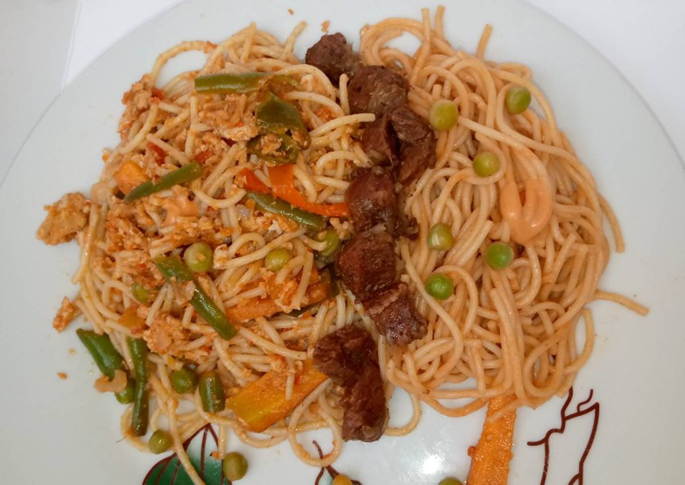 Egg scrambled spaghetti